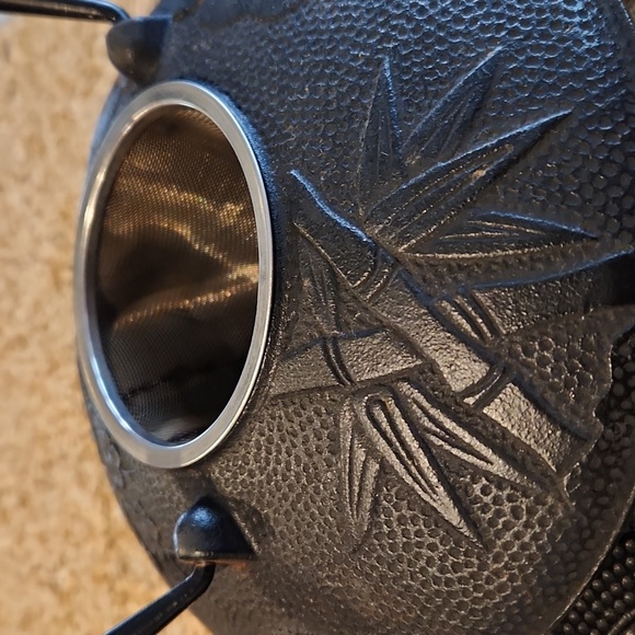 Black Japanese teapot - Picture 6 of 7